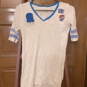 Aeropostale top size medium